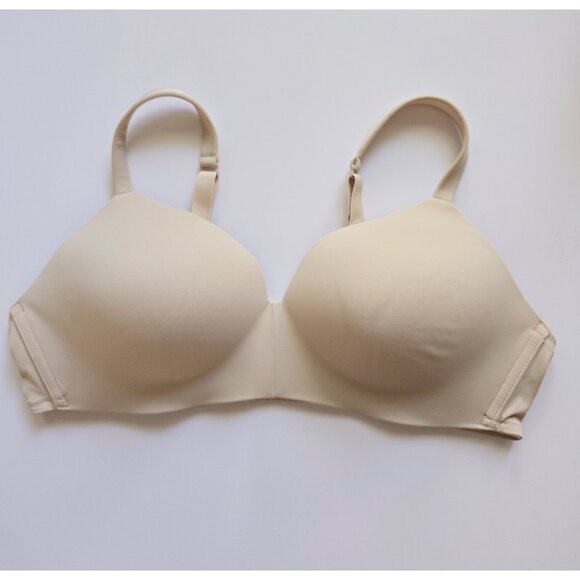Cacique Lightly Lined Boost Beige T-shirt Wireless Smooth Support Molded Bra 40C - Picture 1 of 11